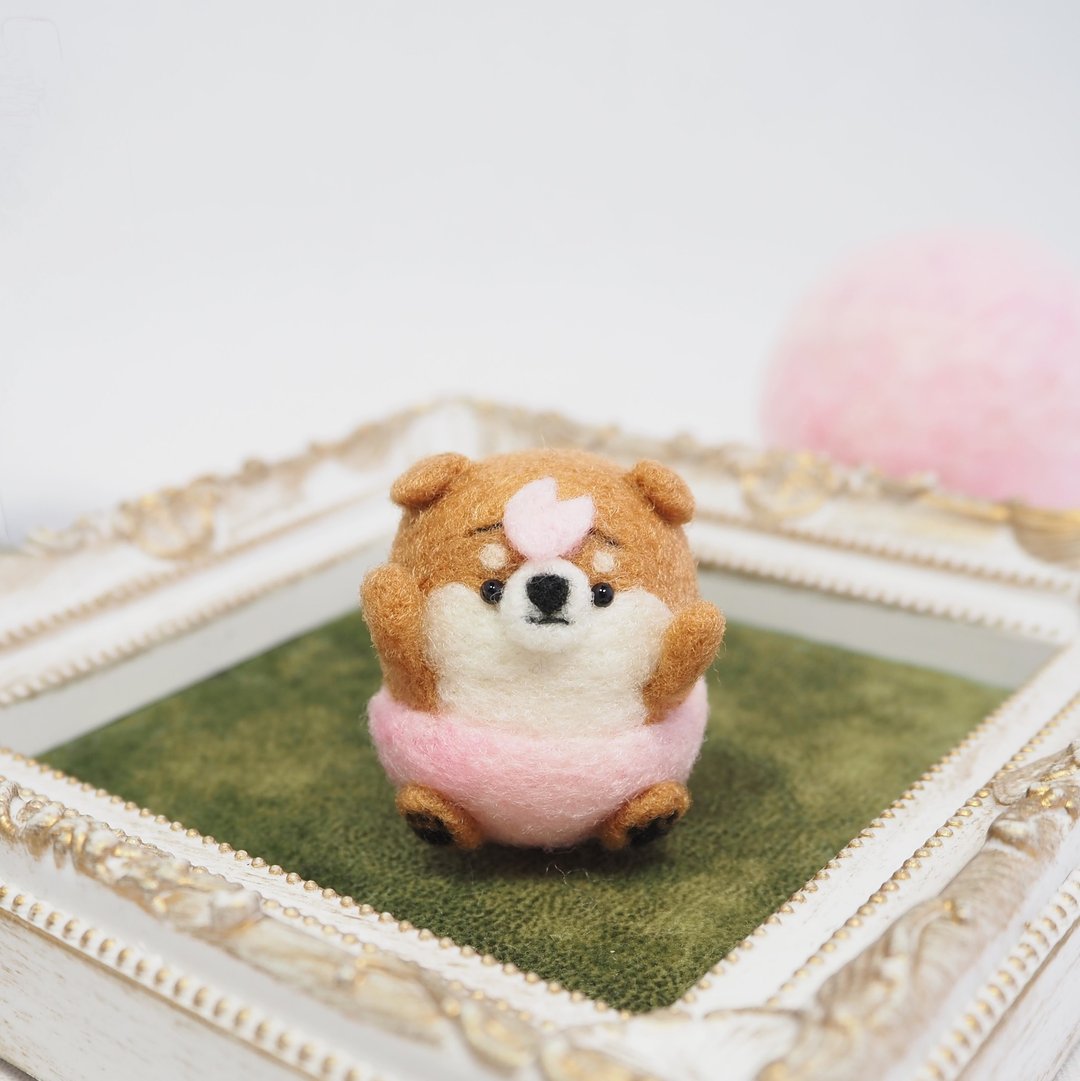 - 春季限定 - 樱花裤まゆ柴犬宝宝 (红柴・黑柴・白柴) 羊毛毡 - 玩偶/公仔 - 羊毛 粉红色