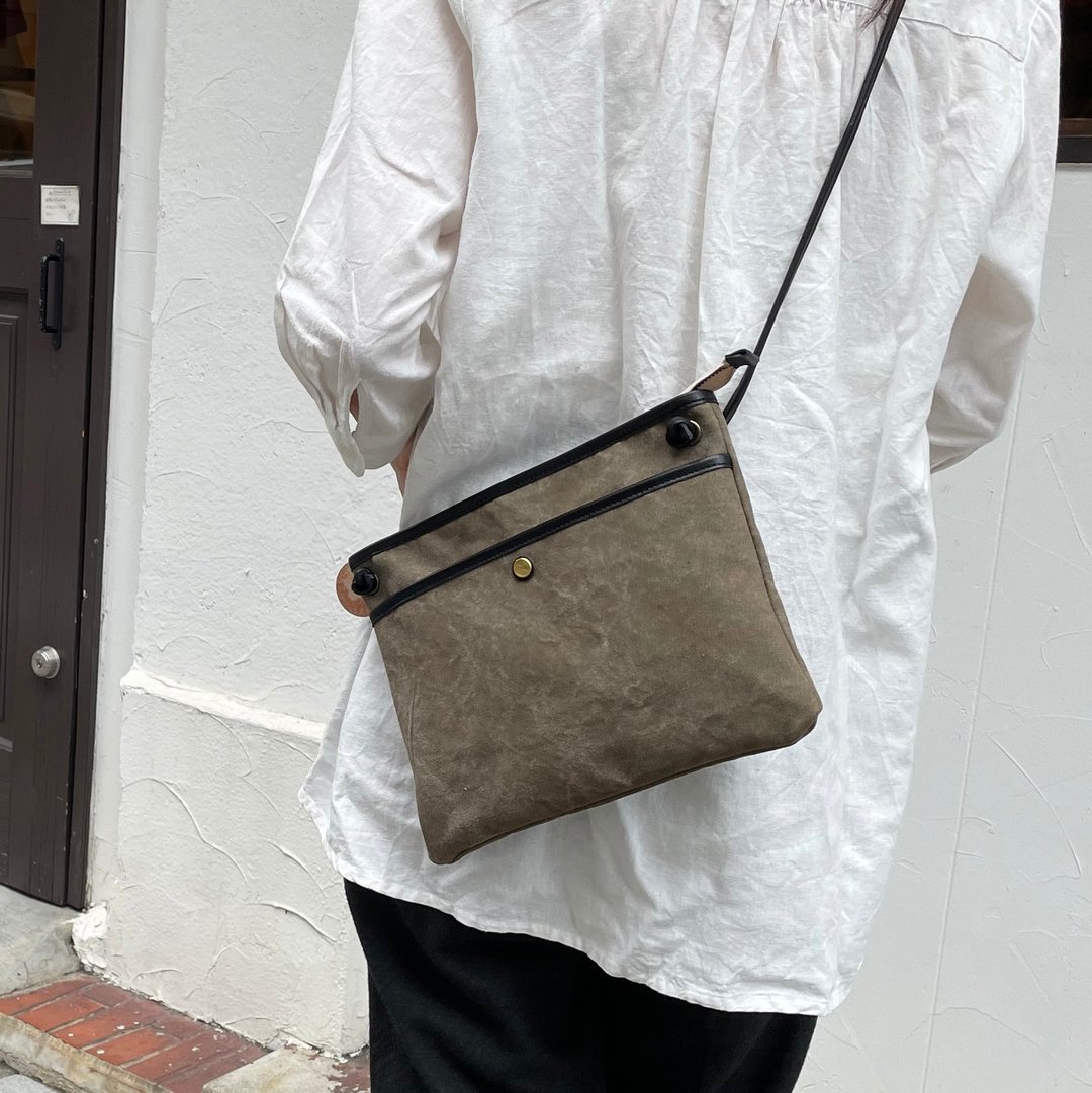 aunt01 Olive Kurashiki Canvas Sakosh Made to Order - 侧背包/斜挎包 - 棉 绿色