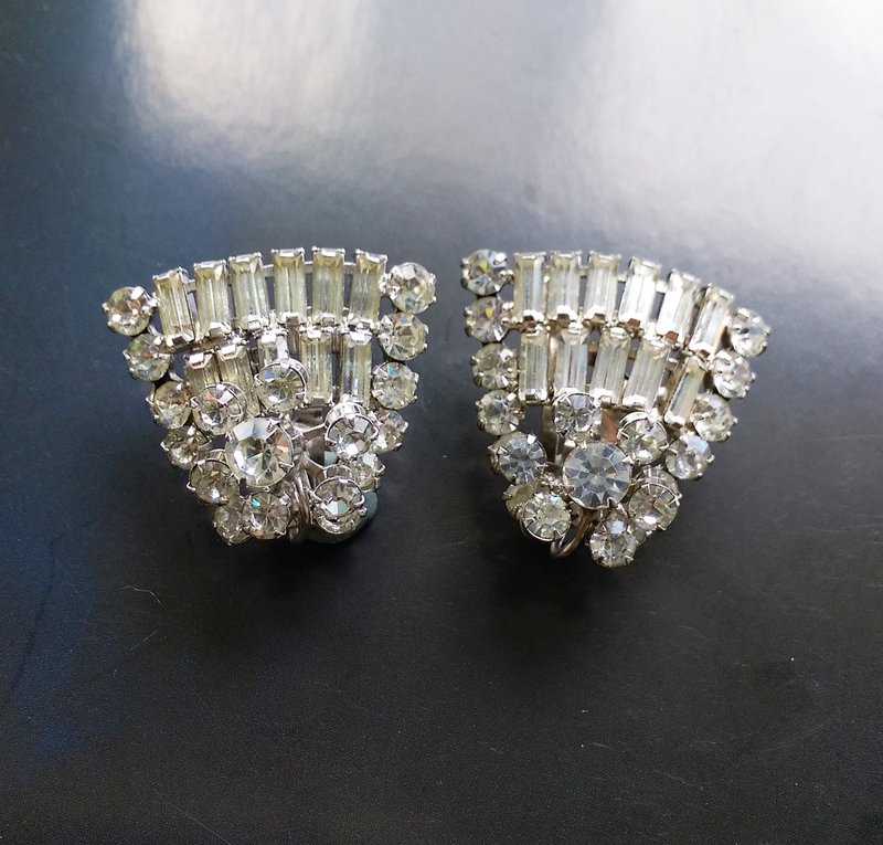 【西洋古董饰品 】ART DECO 立体放射 莱茵 大耳环 夹式耳环 - 耳环/耳夹 - 其他材质 金色