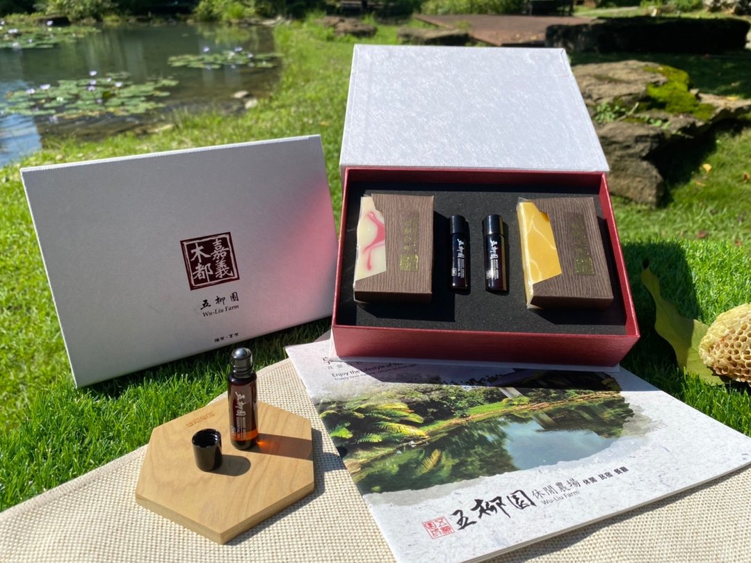 桧木礼盒组 - 香薰/精油/线香 - 精油 白色