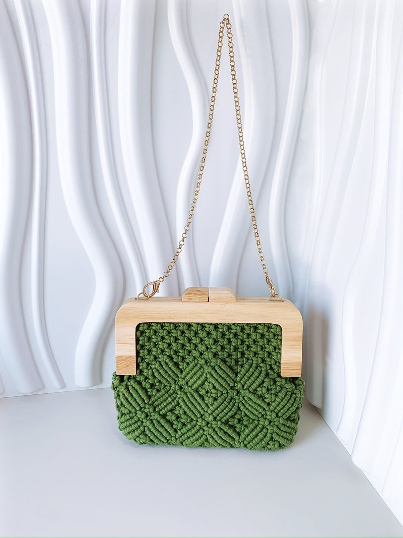 手工编织macrame 木质单肩包手机包 编织包包 - 手提包/手提袋 - 棉．麻 多色