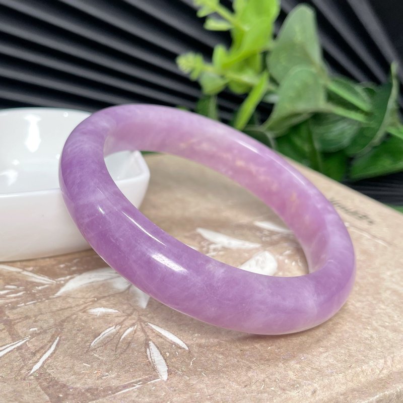 稀有紫锂辉手镯62MM 星光猫眼薰衣草紫水晶手环 浪漫清丽柔润淡雅 - 手链/手环 - 水晶 紫色