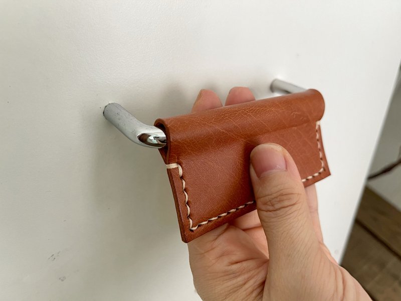 牛皮取手 //  衣柜 //  柜体 // 皮革把手 // 系统柜 - 电视柜 - 真皮 