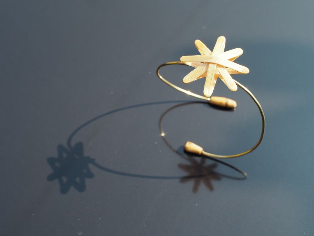 风之花手链 1朵 (Sailom Flower Bracelet) - 手链/手环 - 木头 咖啡色