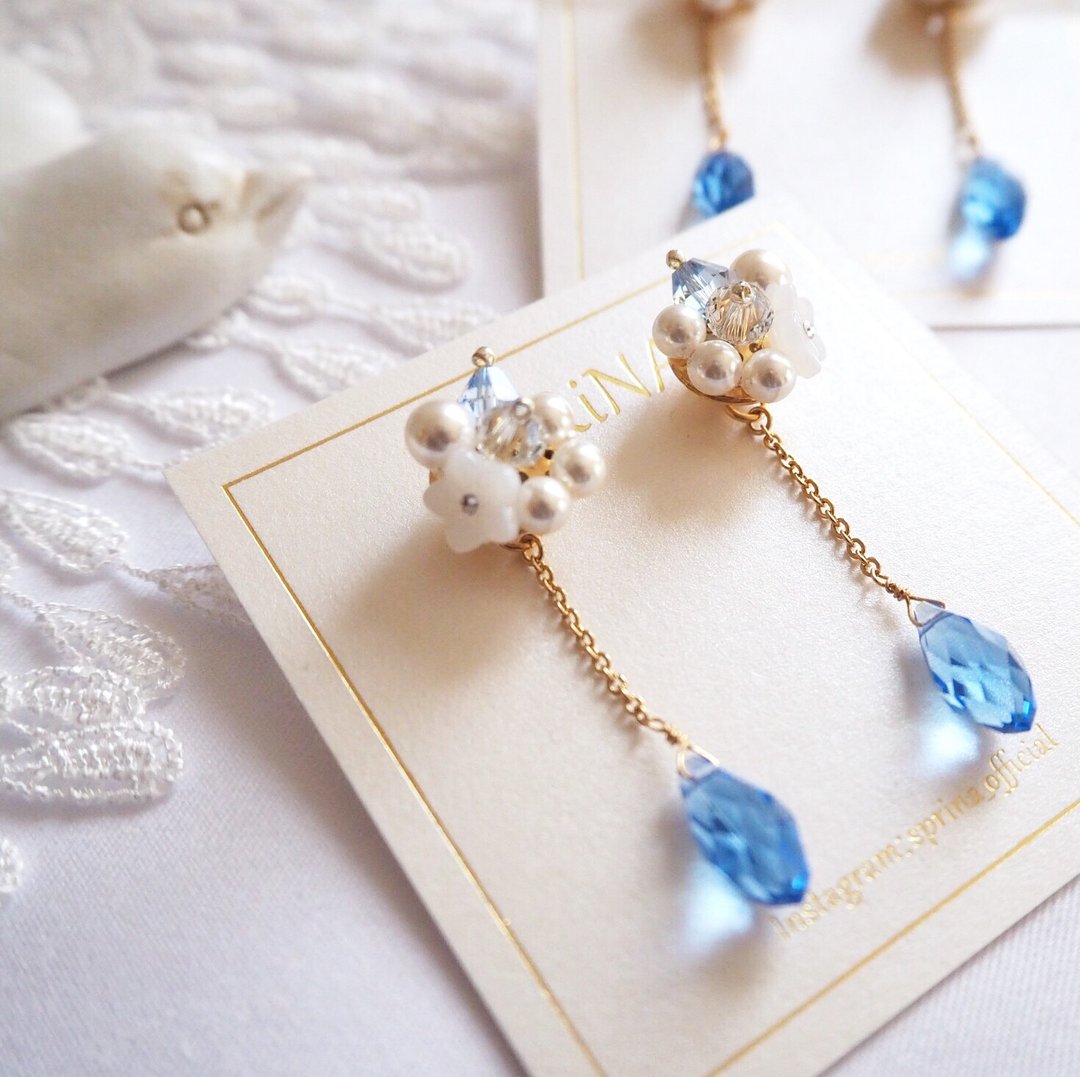 Jasmine drop ear wrap - 耳环/耳夹 - 玻璃 蓝色