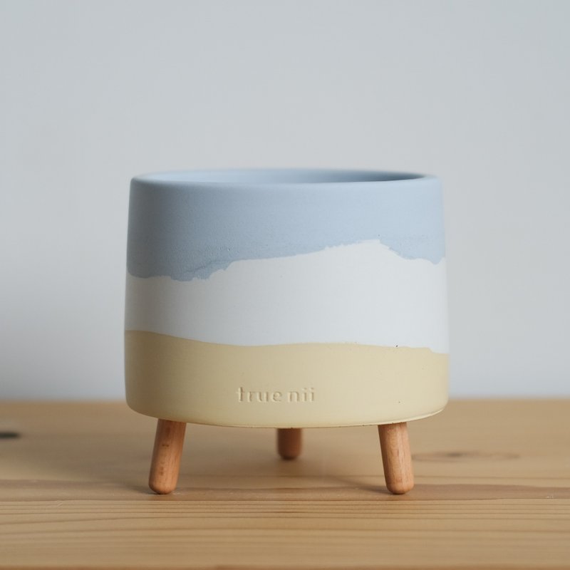 初泥 true nii | 长脚的水泥盆(L) -Palette 晴空煦阳 - 植栽/盆栽 - 水泥 蓝色