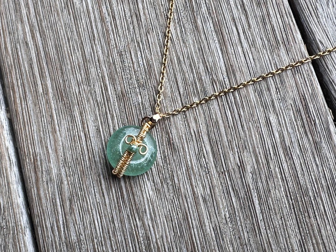 #20260148 wire wrapping 绿草莓石 铜线 绕线 吊堕 - 项链 - 铜/黄铜 绿色