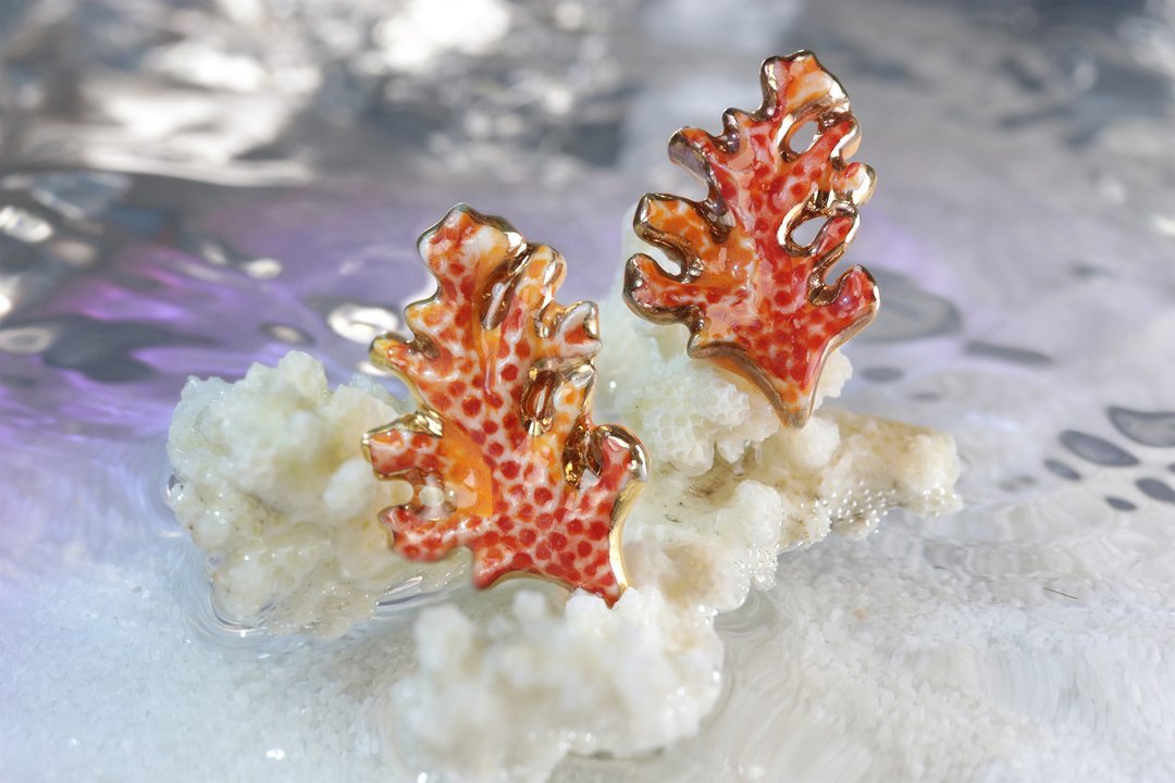Porcelain stud earrings Corals - 耳环/耳夹 - 瓷 橘色