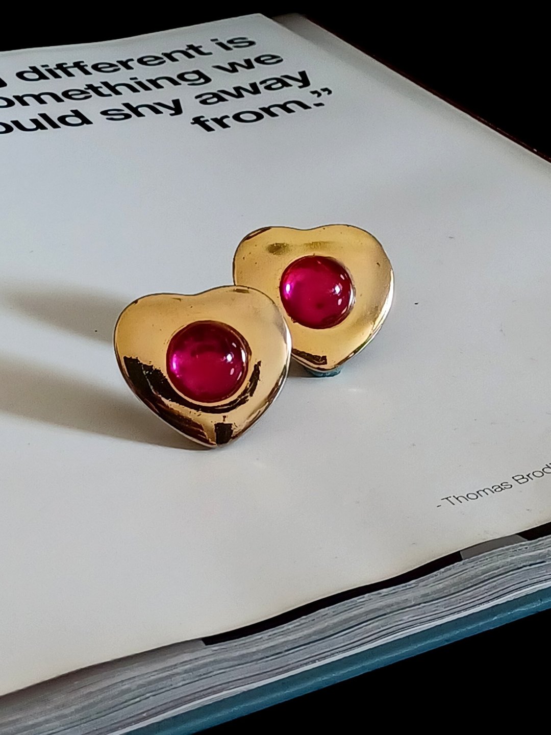 vintage jewelry  Liz Claiborne 经典红心皇后 夹式耳环 - 耳环/耳夹 - 其他金属 