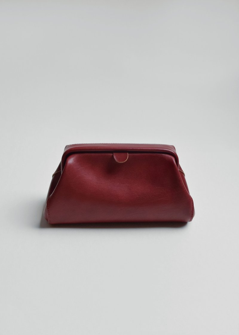 【19口金手拿包】植鞣皮革/ 手提/ 化妆包 /晚宴包 - 手拿包 - 真皮 黑色