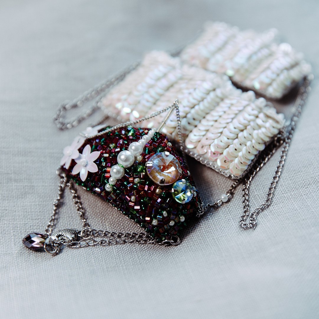 Sail boat brooch,Decoration Barque with beads boat, Brooch sea ship,Gift - 胸针 - 其他材质 