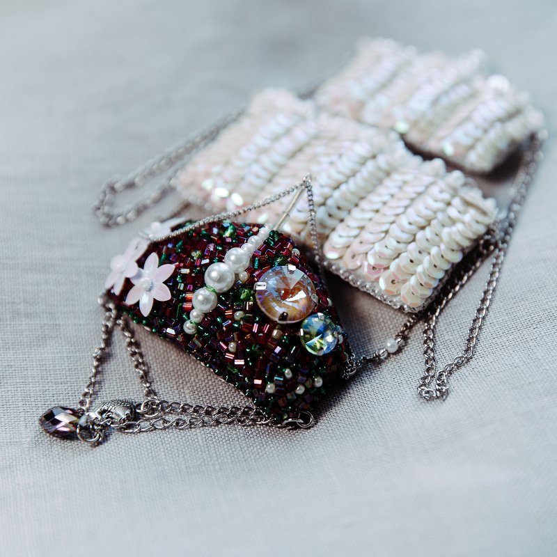 Sail boat brooch,Decoration Barque with beads boat, Brooch sea ship,Gift - 胸针 - 其他材质 