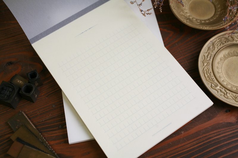 横格纸团/纸色-奶油色/印刷色-灰蓝 - 卡片/明信片 - 纸 