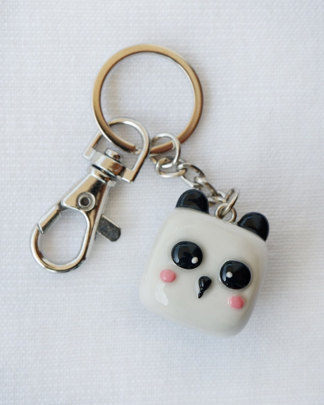 Handmade Cube Polymer Clay Panda Keychain - 钥匙链/钥匙包 - 陶 白色