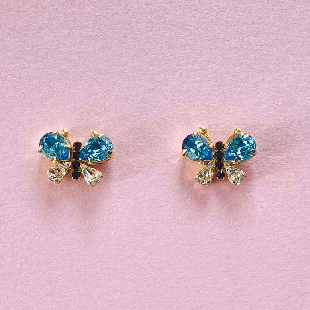 纹白蝶 耳针/耳夹 蓝绿色 黄色 双色 cabbage butterfly aquamarine yellow - 耳环/耳夹 - 玻璃 多色