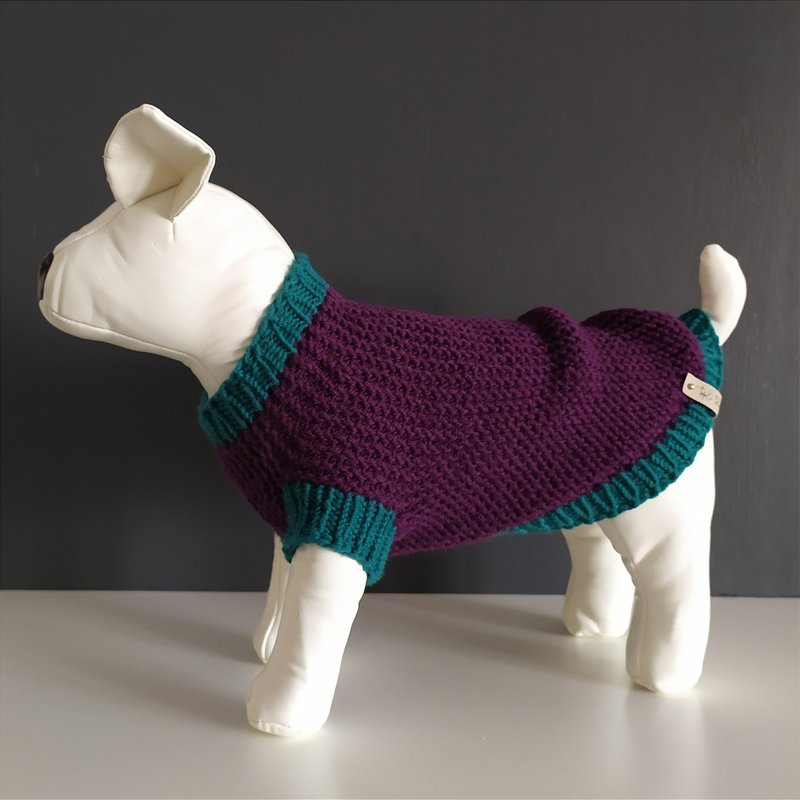 Warm bright handmade dog sweater - 衣/帽 - 其他材质 多色