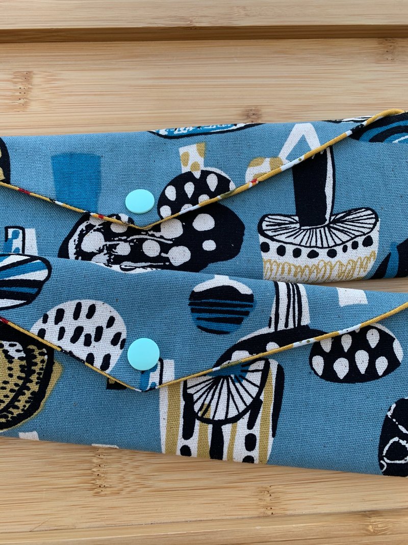 文青风环保筷袋 ~独一无二 气质灰蓝 收纳 手作餐具袋 - 收纳用品 - 棉．麻 银色