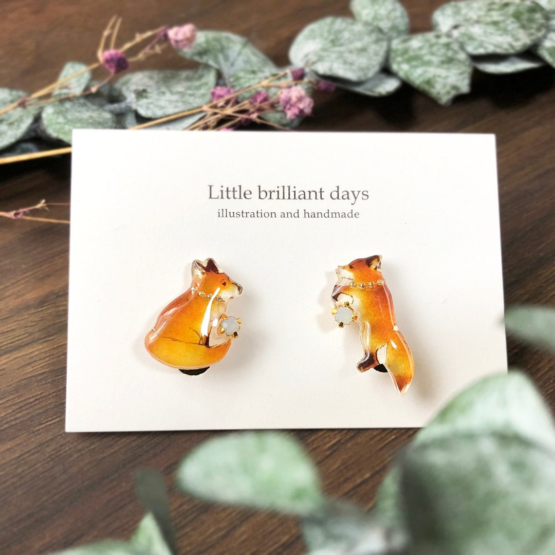 Fox earring fox Clip-On - 耳环/耳夹 - 塑料 咖啡色