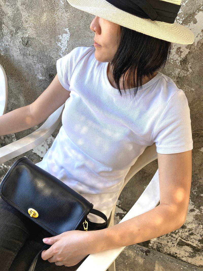 保证不脱皮-一年保固-台湾制作-纯素皮革-/小波兰侧背包_黑色 - 侧背包/斜挎包 - 乳胶 黑色