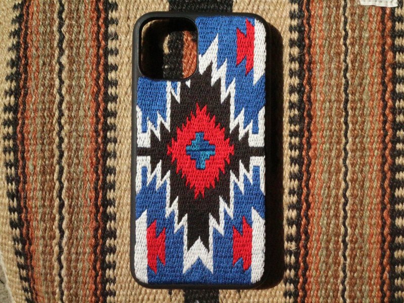 CHIMAYO Pattern - 手机壳/手机套 - 绣线 多色