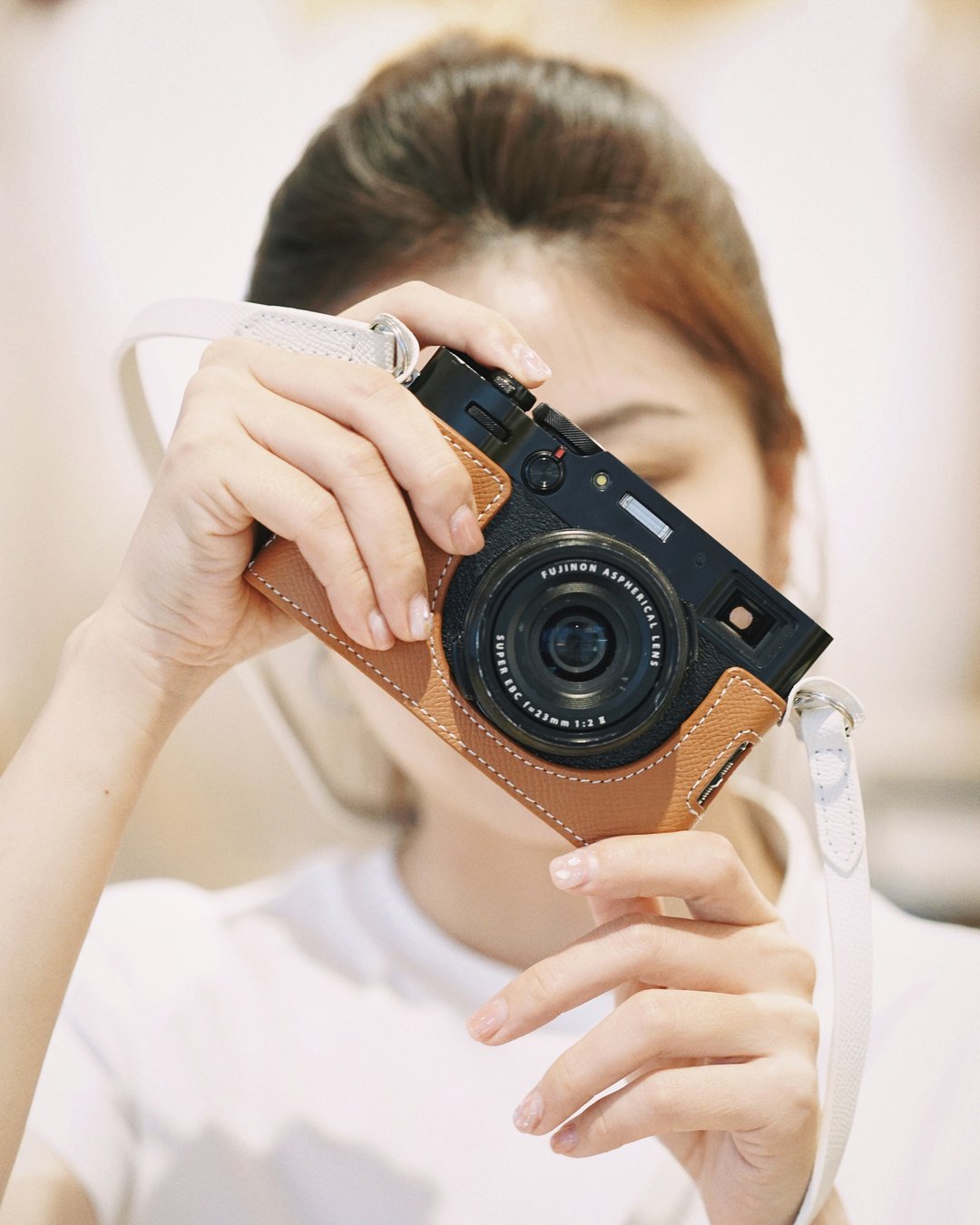 适用机型FUJIFILM X100V 手掌纹皮革相机底座皮套 - 相机包/相机袋 - 真皮 多色