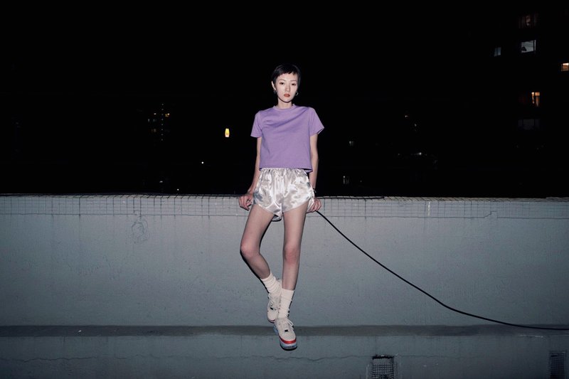 蚕丝刺绣短裤-银灰 - 女装短裤 - 丝．绢 银色