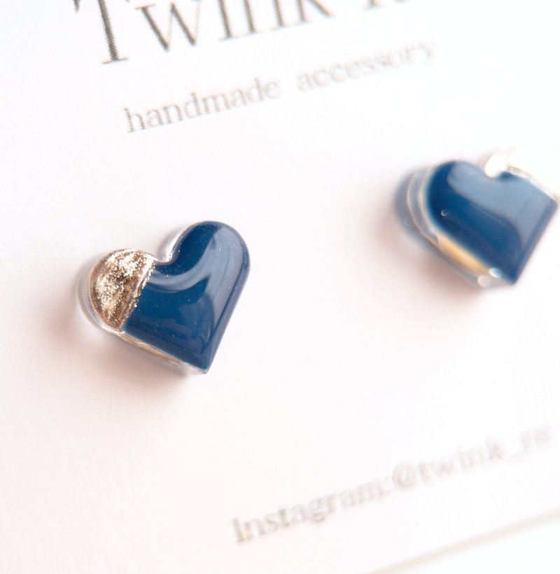 蓝色爱心耳环/耳夹 - 耳环/耳夹 - 树脂 蓝色