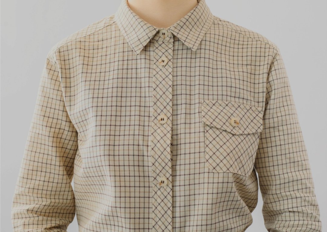 【英伦格纹】法式复古 书呆子风棉质衬衫 - 女装衬衫 - 棉．麻 卡其色