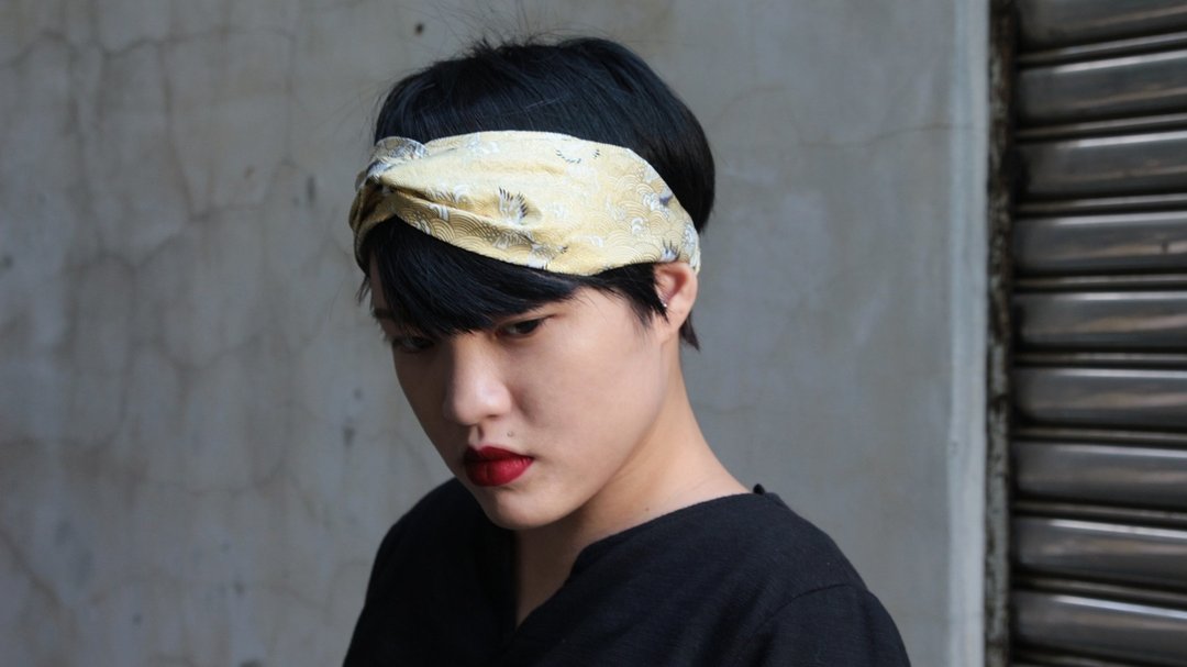 金丹顶鹤　/烫金布  / 日式花绘 / 手作松紧发带Gold RedCrowned Cranegold printed cloth/Taiwan han - 发饰 - 棉 金色