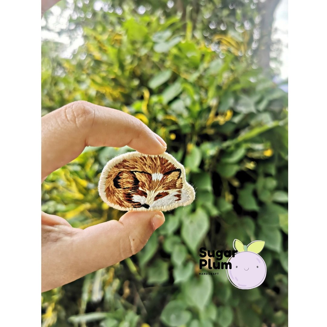 Fox brooch - 胸花/手腕花 - 棉 咖啡色
