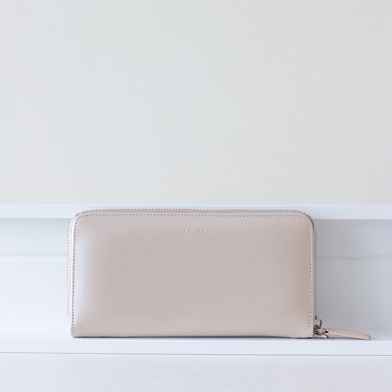 MeLLow - Round Zip Wallet - Champagne - 皮夹/钱包 - 真皮 卡其色