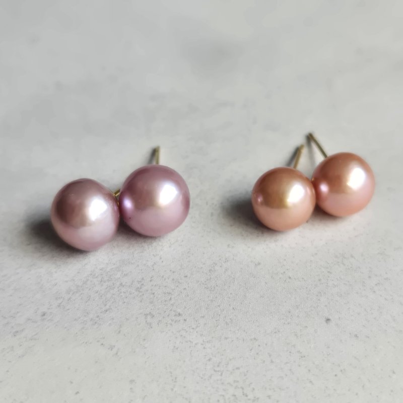 日本国产淡水珍珠 8mm 单钻耳环 两色可选 薰衣草・裸粉色 医疗级不锈钢 简约设计 - 耳环/耳夹 - 珍珠 白色