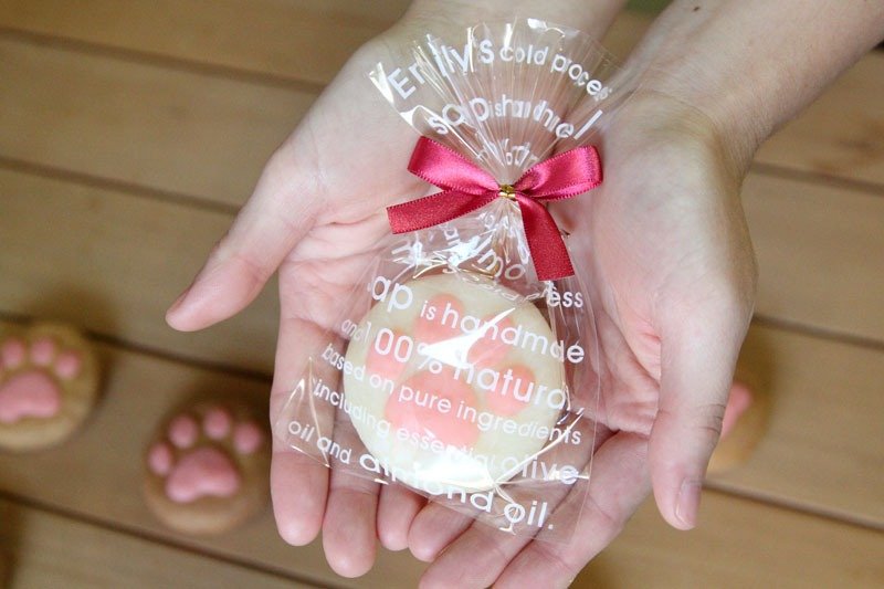 香草猫 手捏冷制皂 - 沐浴用品 - 植物．花 粉红色