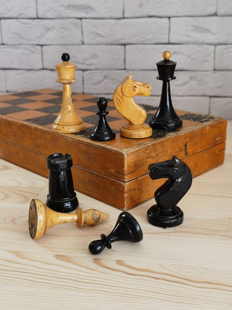 1950s old chess USSR wooden chess set board 37x37cm  tournament queen's gambit - 桌游/玩具 - 木头 