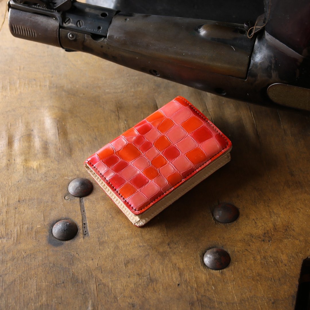 Made in Japan Colored Stained Glass Cowhide Business Card Stained Glass Made in JAPAN handmade leather card case - 其他 - 真皮 红色