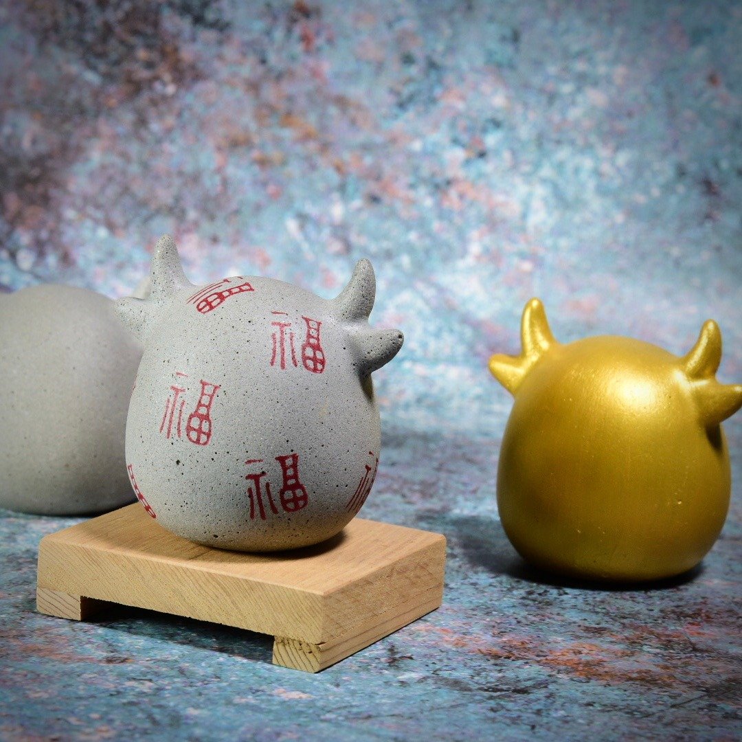 满福小牛 大牛 水泥制 牛年吉祥 - 摆饰 - 水泥 灰色