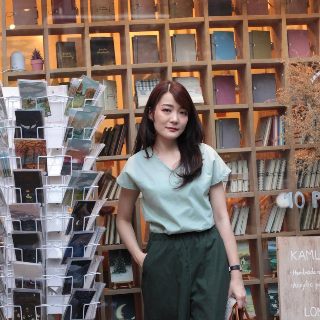 Ivy Shirt - V领短袖纯棉上衣 - 女装上衣 - 棉 绿色