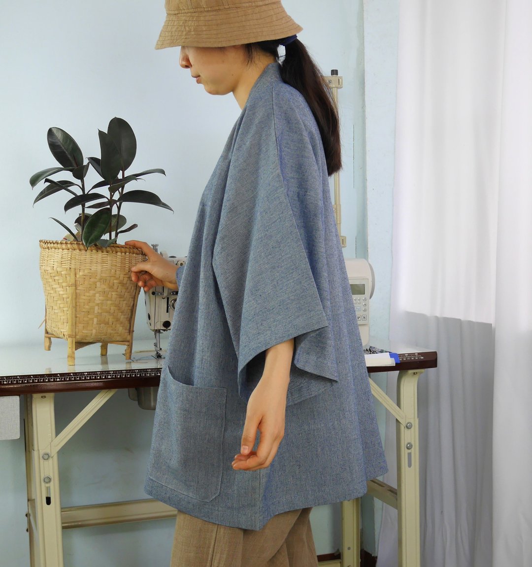Handwoven cotton fabric kimono (gray) - 女装休闲/机能外套 - 棉 灰色