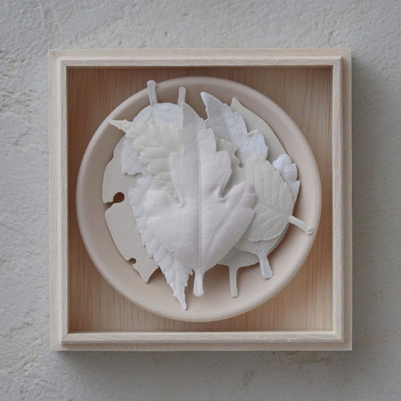 薫寿堂抗菌叶型六片香纸套装 附碟 - 香薰/精油/线香 - 纸 