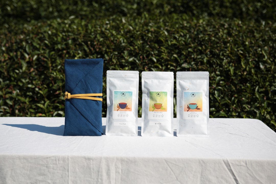 礼品组来自山地部落四旬斋部落的 3 种茶：初采焙茶、枯萎煎茶和日本红茶，不使用化学肥料或农药种植。 - 茶 - 新鲜食材 