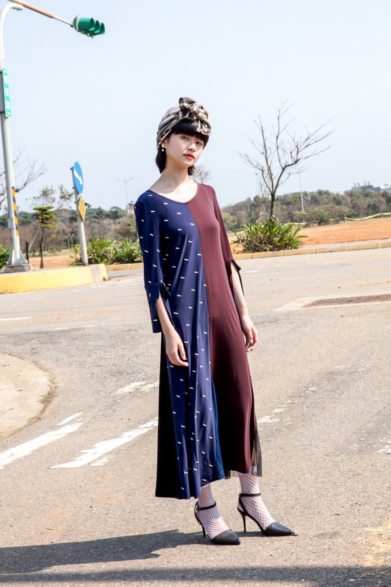 moi non plus  双色三角断层拼接洋装 - 洋装/连衣裙 - 聚酯纤维 多色