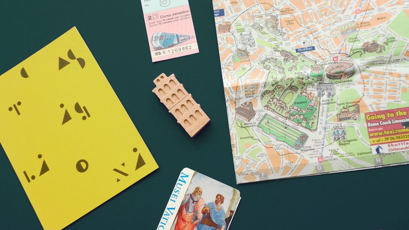 Travel with Ü 收藏回忆USB随身碟相本-意大利比萨斜塔 16G/32G - U盘 - 木头 卡其色