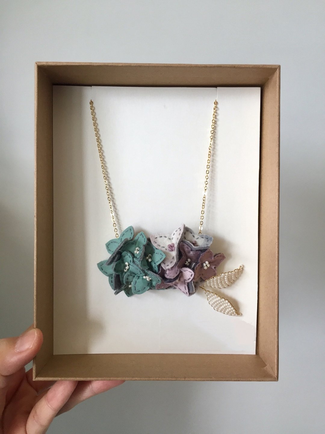 Hydrangea necklace 绣球花布艺颈链 - 项链 - 其他材质 