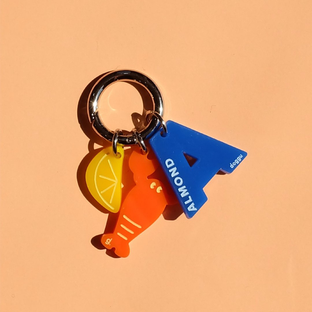 DOGGU GROCERY TAG WITH ALPHABET PERSONALISED NAME / PHONE NUMBER DOG TAG COLLAR - 衣/帽 - 防水材质 多色