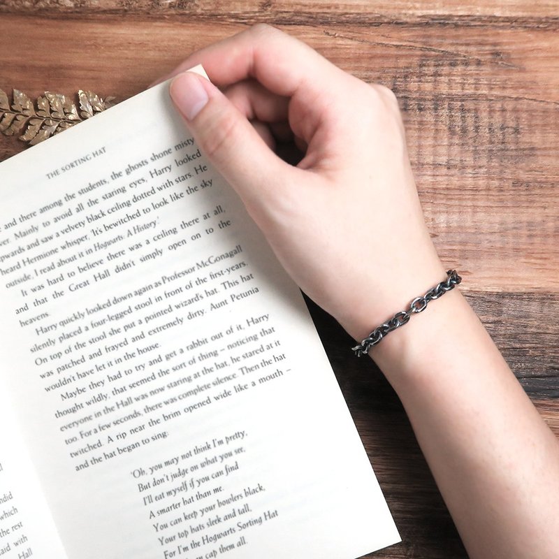 刻字订制 纯银 方形棱角链 复古黑(5.3mm) 925纯银手链 男生手链 - 手链/手环 - 纯银 黑色