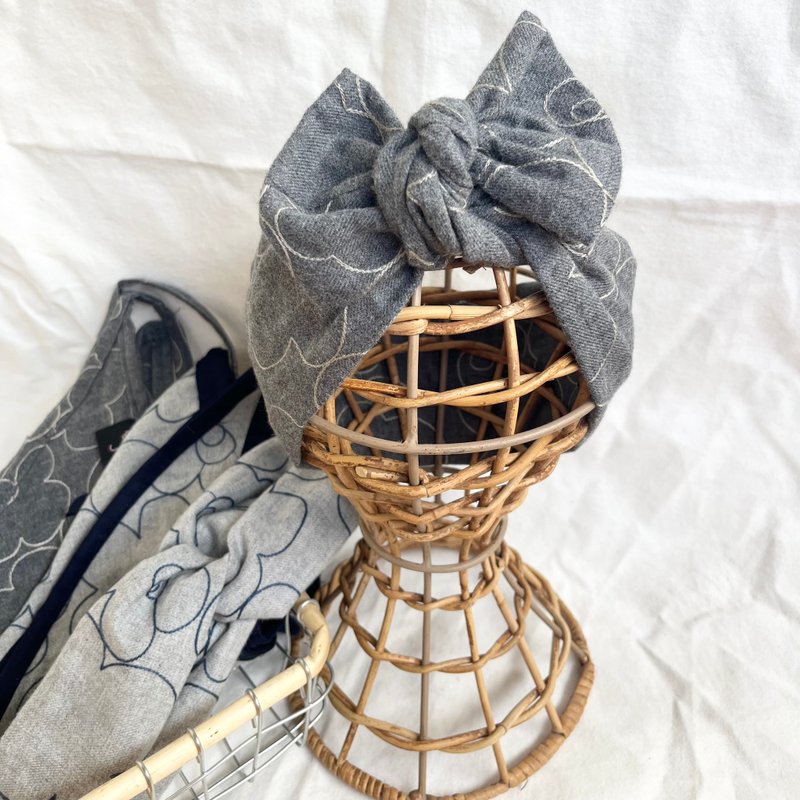 Petitbebe深灰小花磨毛手绑发带领巾 - 发带/发箍 - 棉．麻 灰色