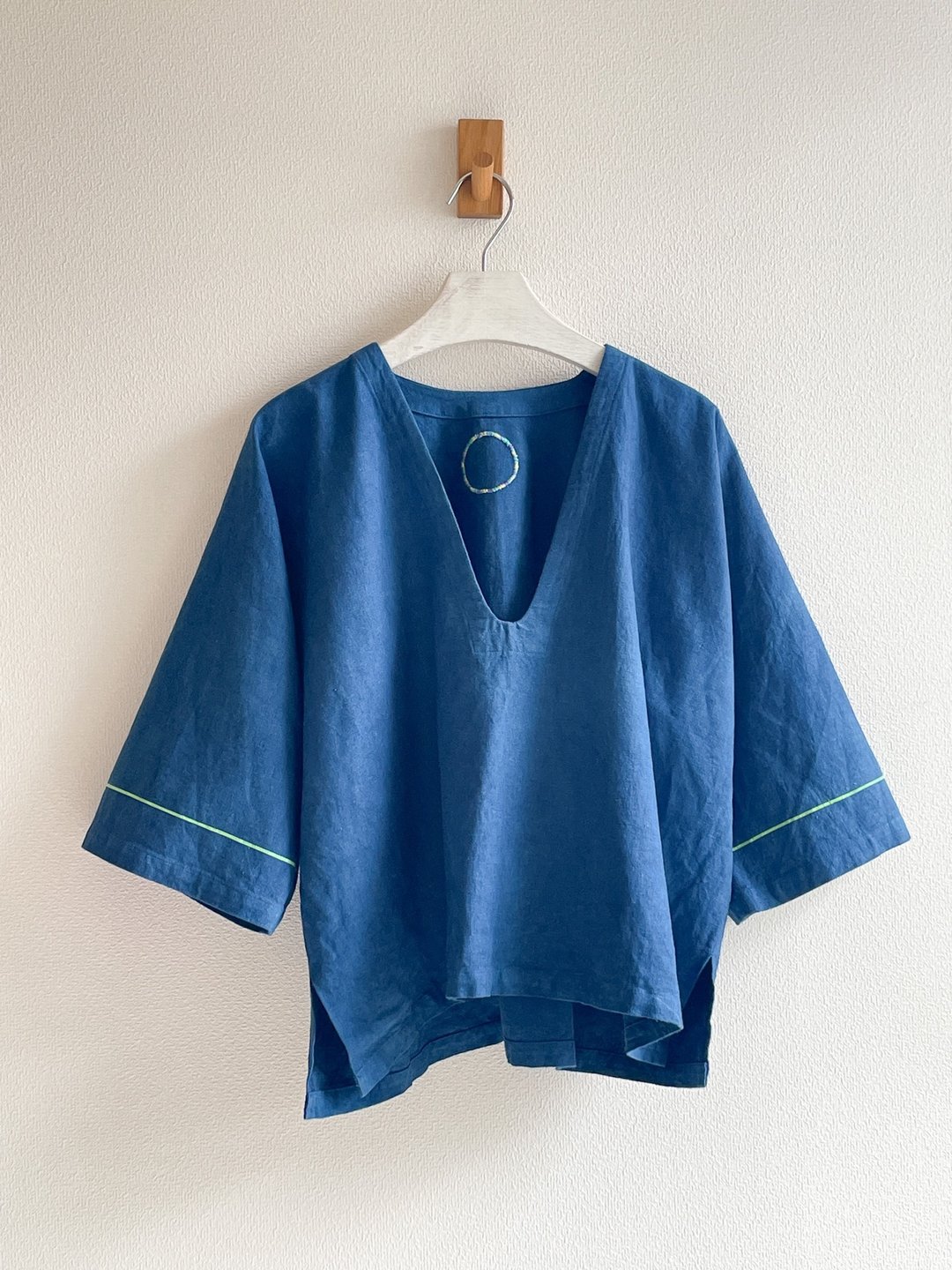 日本制 缘分刺绣 棉麻宽松 V 领 蓝染榇衣 圆环 和风纹 aizome JAPANBLUE Indigo dyed - 女装上衣 - 棉 蓝色