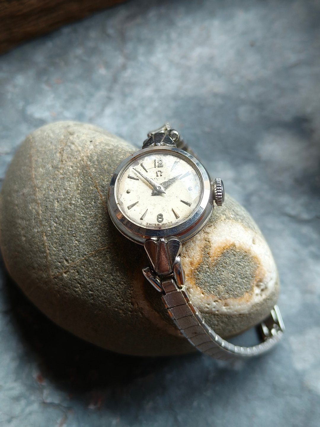 Omega 古董表 机械手上链表 - 女表 - 其他金属 