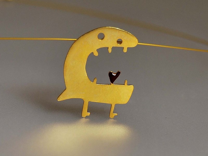 【纯银镀金】 可爱锁骨项链 大嘴怪的柔情 吊坠坠子不锈钢项圈 怪兽大学 Monsters 简约优雅创意设计生日礼物 MON038 | 希腊原创手工饰品 This and That - 项链 - 其他金属 金色