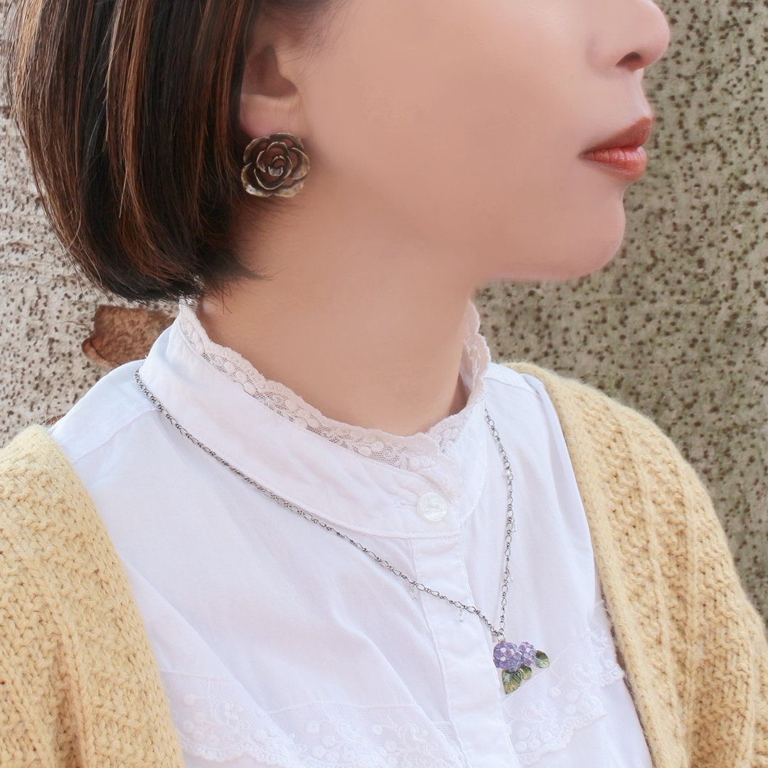 Silhouette of Rose Silhouette of Rose Earrings PA475 - 耳环/耳夹 - 其他金属 咖啡色